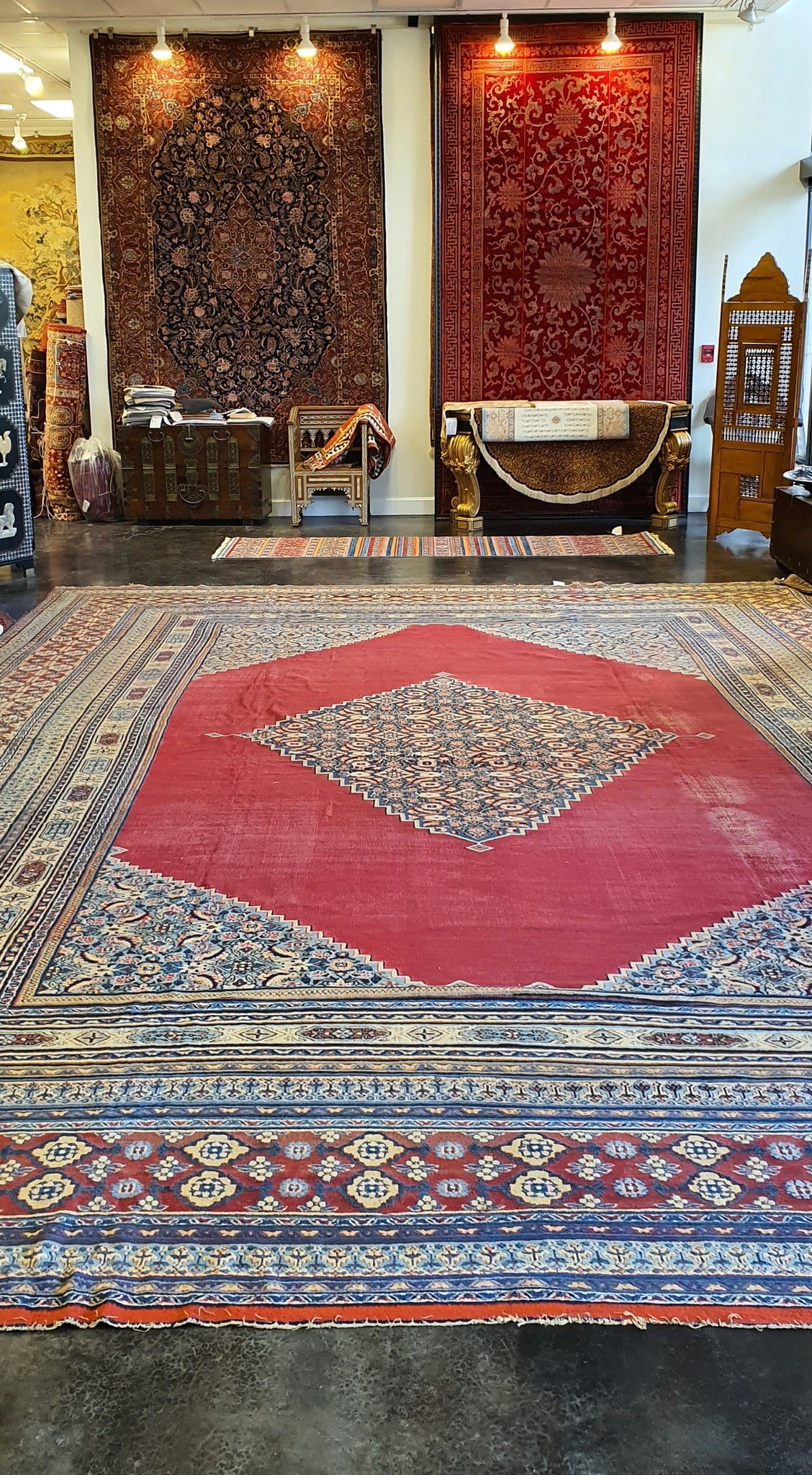 antique Persian doroksh rug